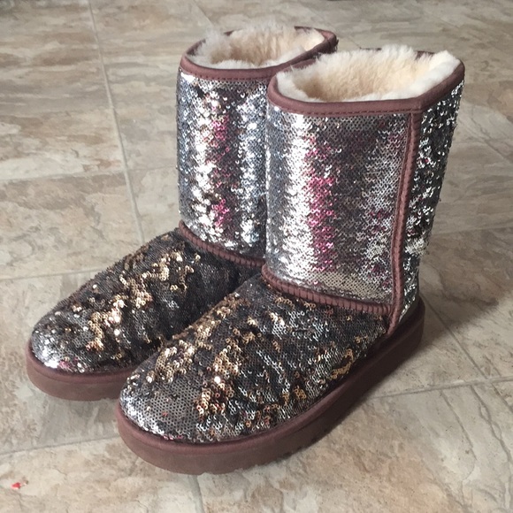 UGG Shoes - UGG brown sparkle boots excellent condition sz 7